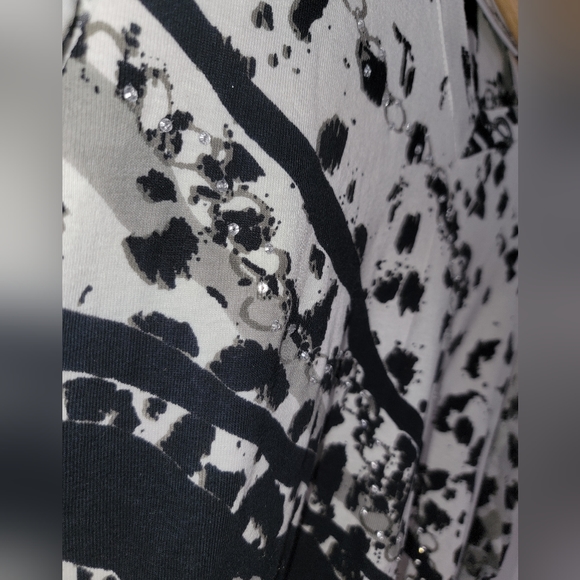 Shirt - Picture 3 of 5